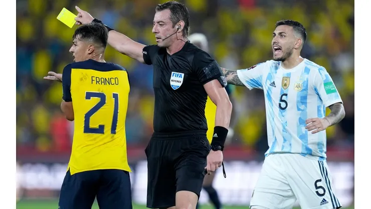 "Bloquea el balón": revelan el audio del VAR en el penal que indignó a Scaloni y toda Argentina