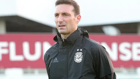 Sorprende Scaloni: el jugador que será titular en Argentina después de 4 años