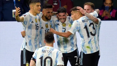 El jugador polifuncional que Scaloni ya ve en Qatar: ¿Qué le puede dar?