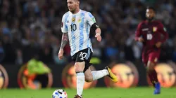 Un periodista del PSG le mandó un mensaje a Messi y en Twitter no lo perdonaron