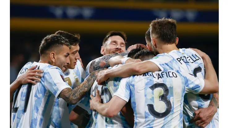 ¿Scaloni mete mano? Hace tiempo pide pista y podría jugar en la última fecha de la Selección