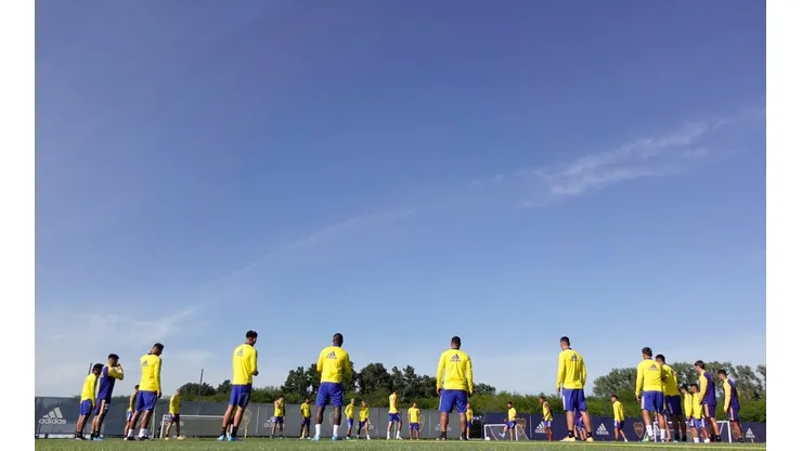 No lo perdonaron: Boca le dedicó un tuit a uno de los jugadores más criticados y los hinchas le dedicaron memes