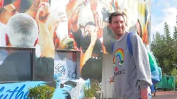 El buzo que usó Messi al llegar a Argentina aumentó 20% en un día.