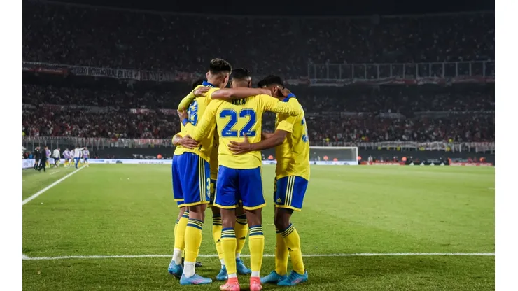 Con Rossi figura y Villa como goleador, Boca se quedó con el Superclásico en Núñez