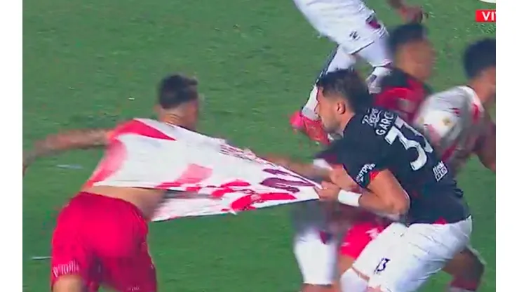 VIDEO | El relator explotó contra Pitana por una jugada increíble: "¡No se puede creer!"