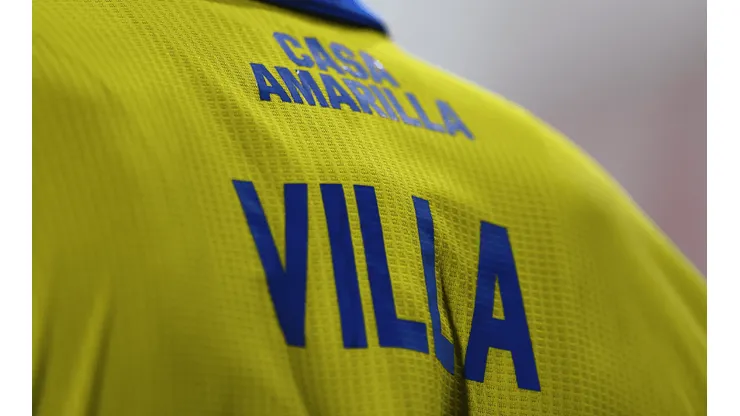 Boca y el trasfondo de la casaca amarilla.