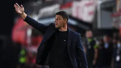 Zambrano por Izquierdoz y dos cambios más: el once que piensa Battaglia para el Superclásico