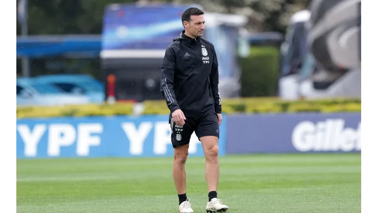 Dybala ya entrenó a la par, podría jugar con Juventus y respiran en la Selección Argentina.