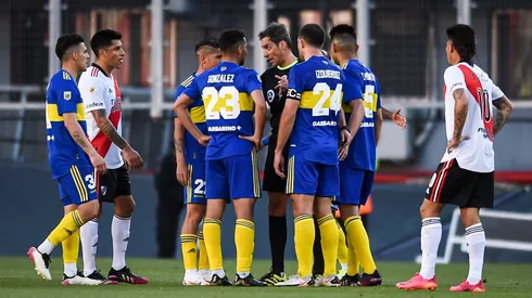 Última noticia: se conoció el árbitro para el Superclásico y será uno con un polémico episodio en otro Boca-River