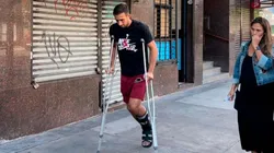 VIDEO | La preocupante imagen de Izquierdoz al ingresar a la clínica