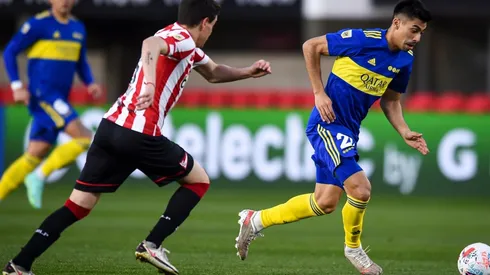 Zuqui y Ramírez disputan el balón en el último Estudiantes - Boca (Foto: Getty).