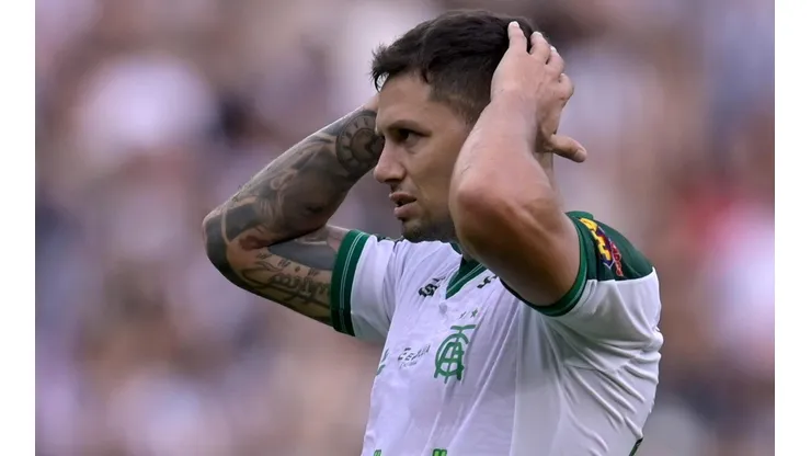Zárate quiere regresar al país.