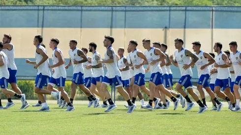 Exequiel Zeballos podría ingresar por Juan Ramírez.