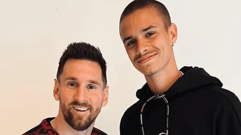 El hijo de Beckham subió foto con Messi, pero todos hablan del atuendo del 10