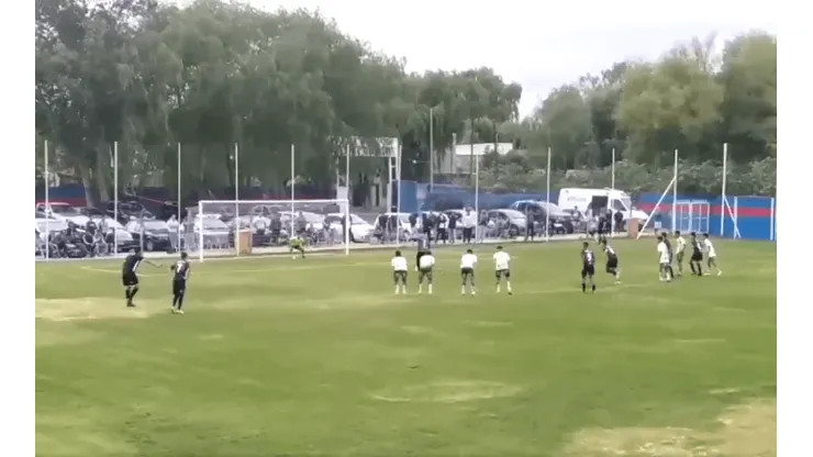 VIDEO | Gómes Gerth, el nuevo arquero de la Selección, patea y mete penales