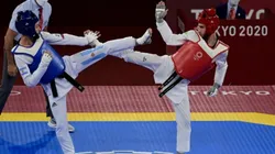 Lucas Guzmán y un brillante triunfo para pasar a cuartos de final en Taekwondo.