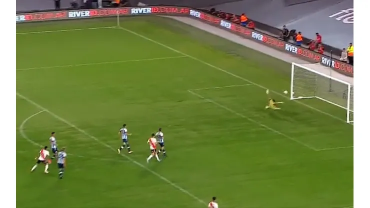 VIDEO | A lo crack: Barco debutó en la red en River con un verdadero golazo ante Racing
