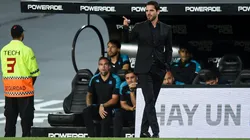 VIDEO | El hostil recibimiento del Monumental a Gago y Cardona por su pasado en Boca