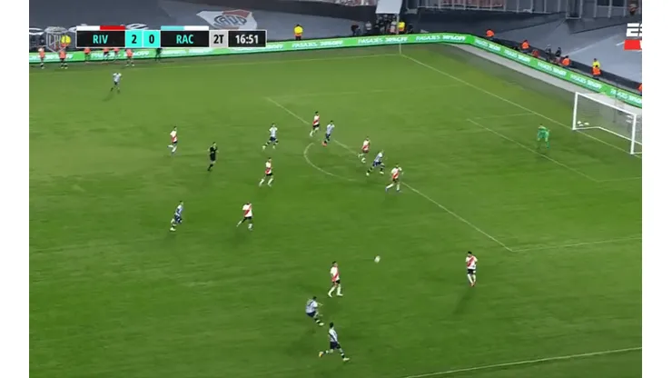 VIDEO | Hauche puso un centro endemoniado y Copetti la cabeza para el gol de Racing