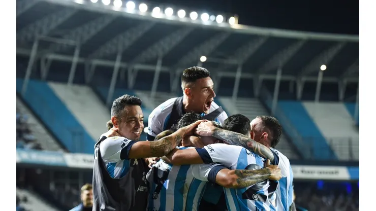Edwin Cardona jugará de arranque en el clásico entre River y Racing.