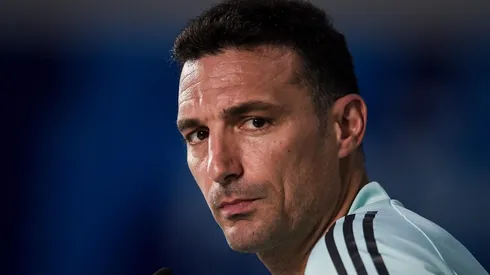 Un delantero volvió a meterla en Europa y Scaloni lo sigue de cerca.