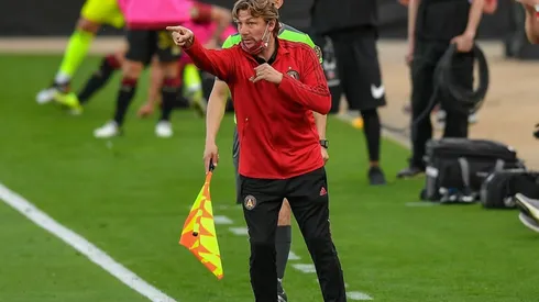 Heinze podría volver al fútbol argentino, ¡al equipo menos esperado!