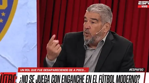 Chavo Fucks: "Aimar y Verón están a la altura de Riquelme"