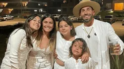 Tevez compartió un video con un enérgico descargo: "Es todo mentira".