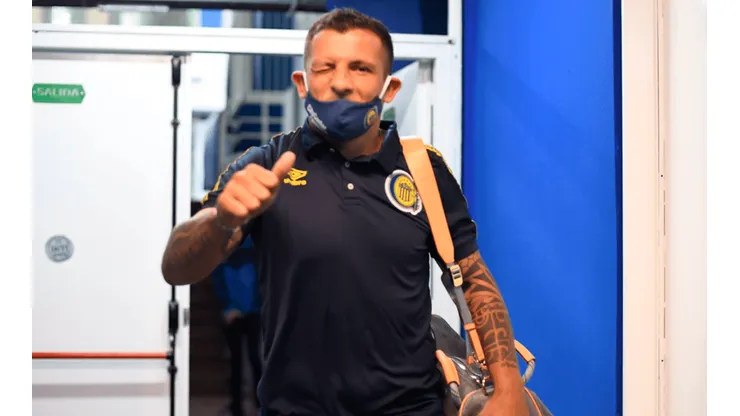Tras el enigmático mensaje sobre su supuesto retiro, el nuevo posteo de Emiliano Vecchio