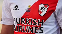 Oficial: River presentó su nuevo escudo ante los hinchas
