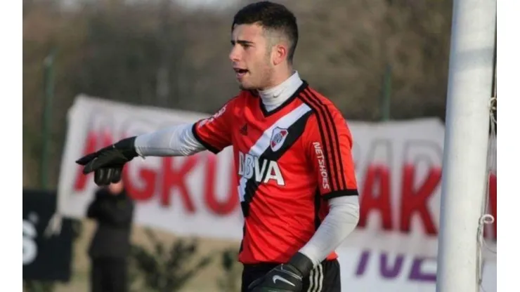 Un ex River fue estafado en Dubái y ¡hasta le limitaban la comida!