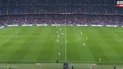 VIDEO | A Nápoli le tocó sacar del medio e hizo esta burrada en el Camp Nou