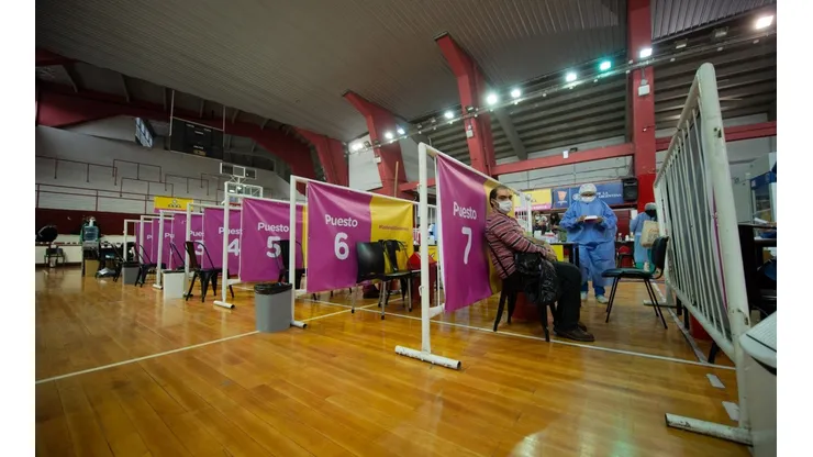Se aplicará una cuarta dosis de la vacuna (Getty images).
