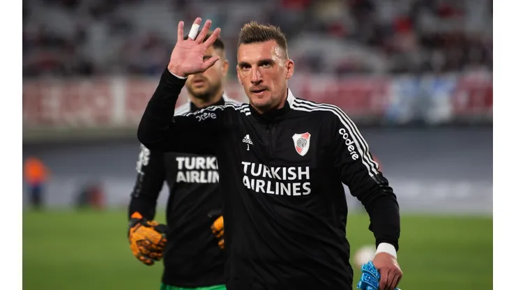 Hay Armani para rato: el arquero renovó su contrato y ¿se retira en River?