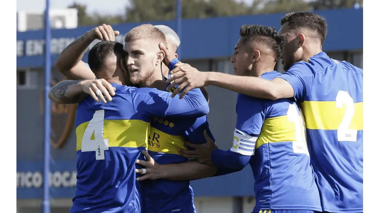 Un juvenil del Xeneize la pasó mal en el debut.