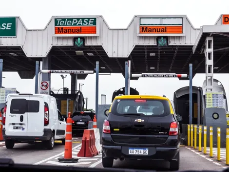 Peaje sin TelePase: ¿A cuánto aumenta la multa si se usa el carril exclusivo de AUSA en CABA?