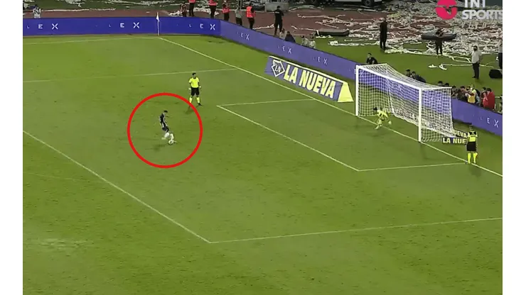 Girotti pateó su primer penal en Talleres.