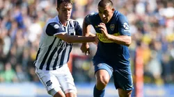 El ex Boca que se entrena en una plaza a la espera de su nuevo club. (Getty Images)