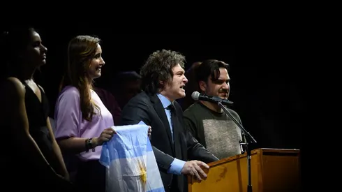 El economista y diputado electo sortea su sueldo en febrero.