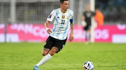 Di María cantó "volveremos a ser campeones como en el '86" desde el banco de suplentes.