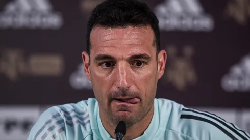 Scaloni planifica el equipo para que la Selección Argentina reciba a Colombia.