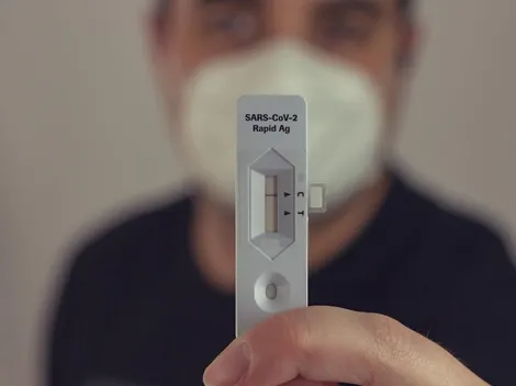 Autotest de Covid-19 ya está habilitado en farmacias: cómo es y cuánto cuesta