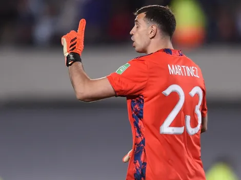 "Se lo está comiendo el personaje": la fuerte frase de un ex arquero de la Selección sobre Dibu Martínez