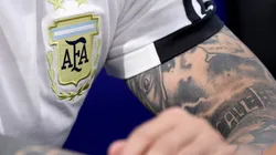 Maxi Rodríguez estuvo en el cumpleaños de Ponzio y cantó contra Boca.