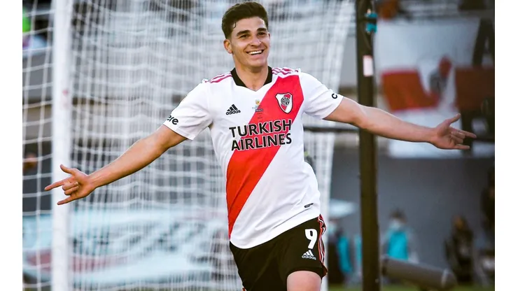 Julián Álvarez se quedará en River, más allá de su venta a Manchester City.