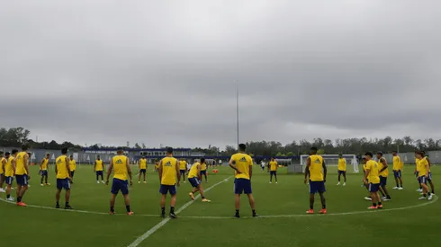 Llegó una oferta por un pibe de Boca.