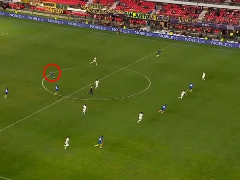 VIDEO | Ávila metió un pase impresionante y demostró que Boca tiene central para rato