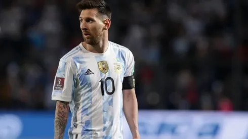 ¿Messi afuera de la lista de Argentina? Afirman que quiere viajar pero "está difícil"