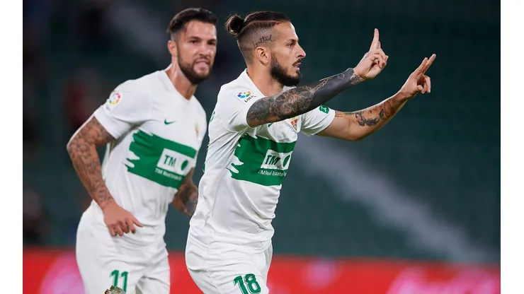 En plena negociación por Benedetto, Elche se interesó en un ex Boca