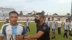 Cuatro jugadores se robaron un celular y protagonizan un momento desopilante: "No sé borrar cule..."